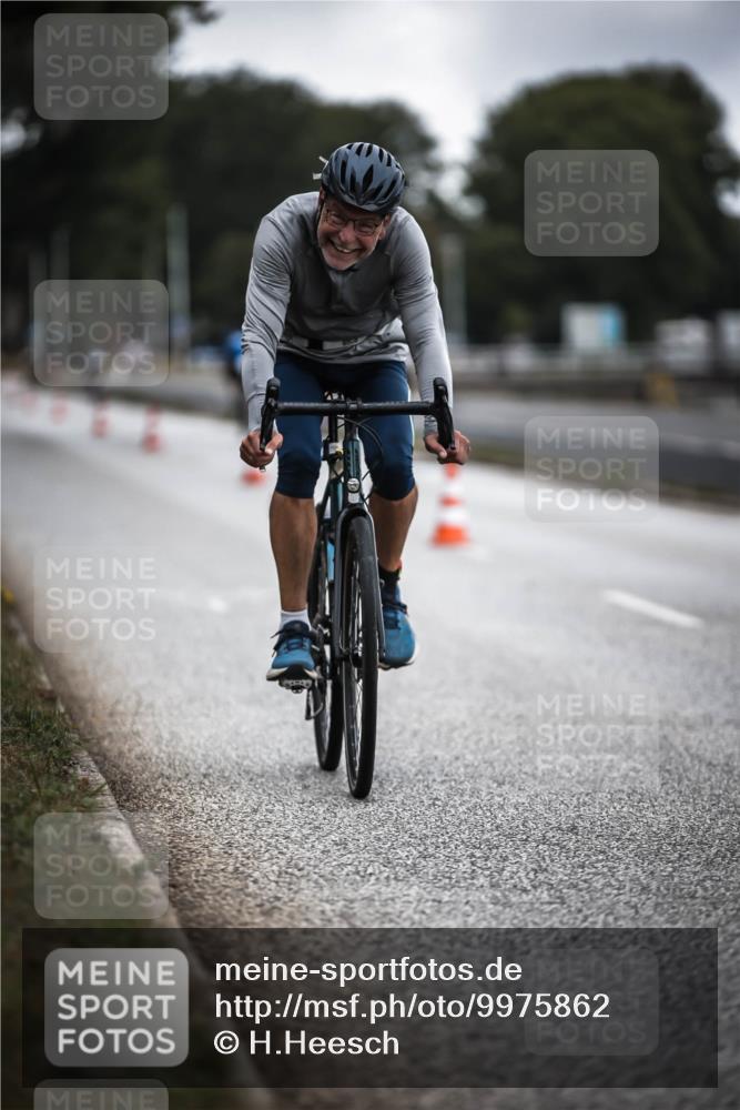 16.08.2026 - KN Förde Triathlon 2026 H.Heesch http://msf.ph/oto/9975862 16.08.2026 11:13:34 Radfahren 316, 394, 413, 421 meine-sportfotos.de