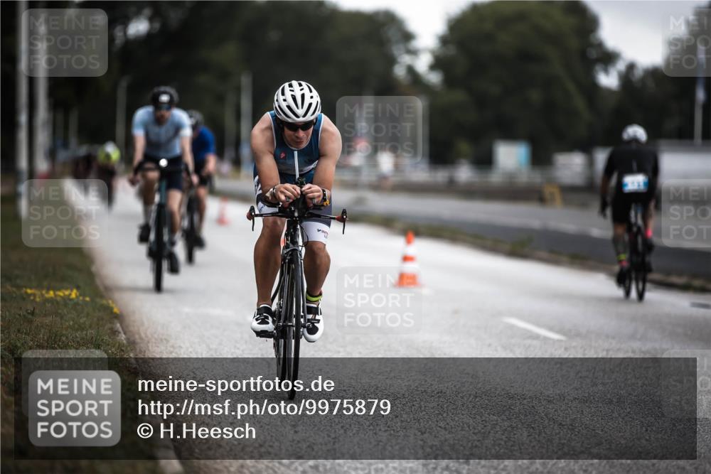 16.08.2026 - KN Förde Triathlon 2026 H.Heesch http://msf.ph/oto/9975879 16.08.2026 11:13:42 Radfahren 331, 360, 376, 386, 406, 430 meine-sportfotos.de