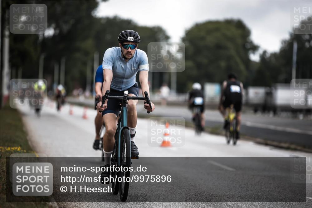 16.08.2026 - KN Förde Triathlon 2026 H.Heesch http://msf.ph/oto/9975896 16.08.2026 11:13:43 Radfahren 331, 360, 376, 386, 406, 430 meine-sportfotos.de