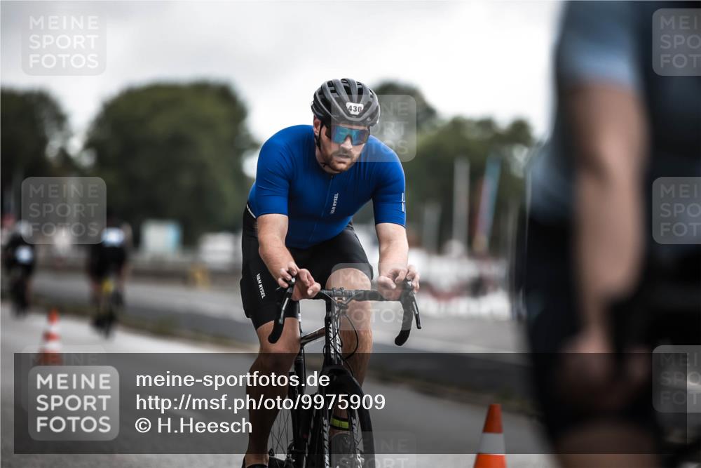 16.08.2026 - KN Förde Triathlon 2026 H.Heesch http://msf.ph/oto/9975909 16.08.2026 11:13:45 Radfahren 324, 331, 336, 360, 376, 386, 406, 430 meine-sportfotos.de