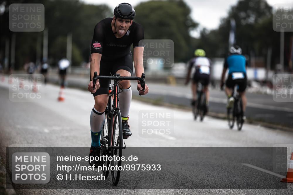 16.08.2026 - KN Förde Triathlon 2026 H.Heesch http://msf.ph/oto/9975933 16.08.2026 11:13:52 Radfahren 309, 324, 327, 336, 411 meine-sportfotos.de