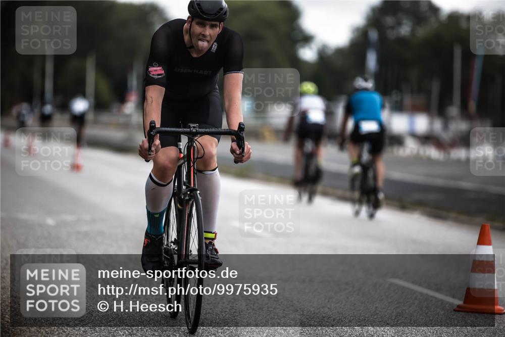16.08.2026 - KN Förde Triathlon 2026 H.Heesch http://msf.ph/oto/9975935 16.08.2026 11:13:53 Radfahren 309, 320, 327, 336, 411 meine-sportfotos.de