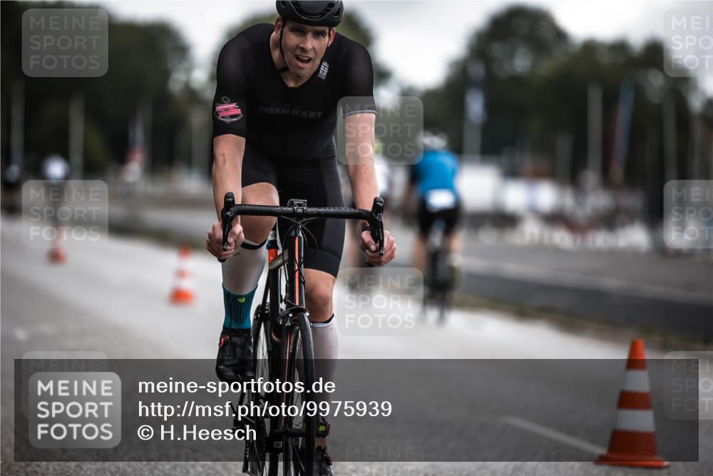 16.08.2026 - KN Förde Triathlon 2026 H.Heesch http://msf.ph/oto/9975939 16.08.2026 11:13:53 Radfahren 309, 320, 327, 336, 411 meine-sportfotos.de