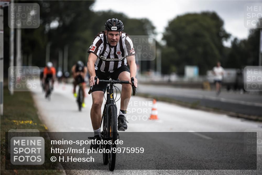 16.08.2026 - KN Förde Triathlon 2026 H.Heesch http://msf.ph/oto/9975959 16.08.2026 11:14:02 Radfahren 373, 381, 401, 402, 409 meine-sportfotos.de
