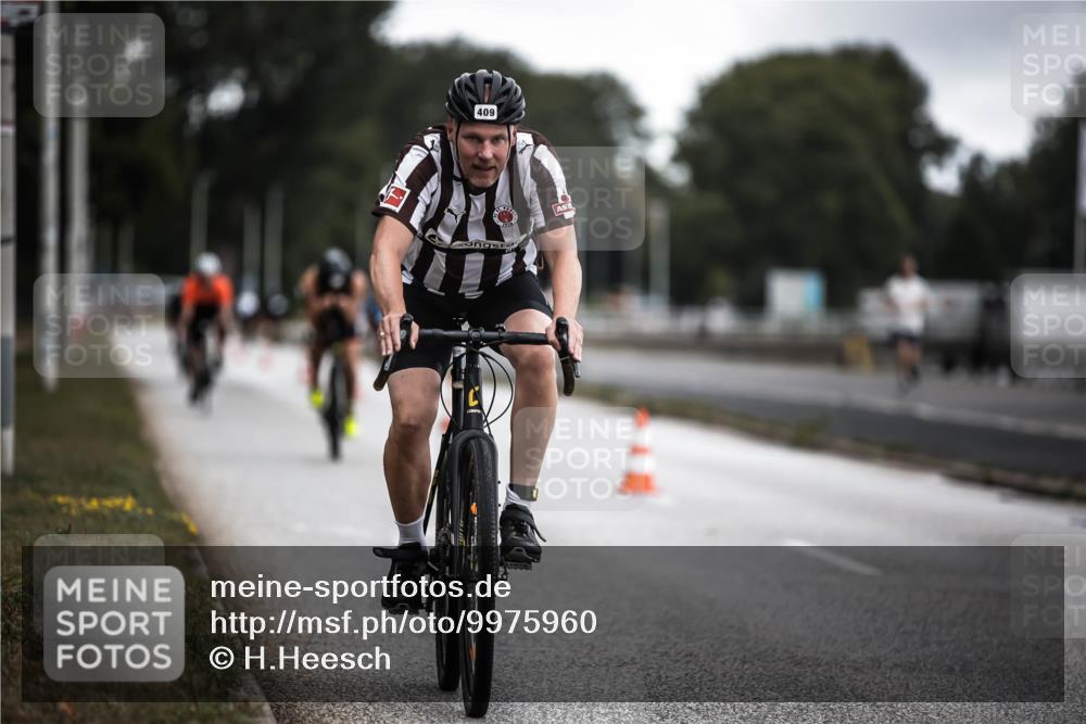 16.08.2026 - KN Förde Triathlon 2026 H.Heesch http://msf.ph/oto/9975960 16.08.2026 11:14:02 Radfahren 373, 381, 401, 402, 409 meine-sportfotos.de