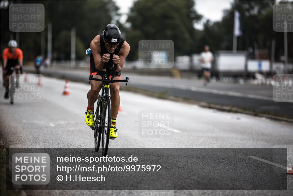 16.08.2026 - KN Förde Triathlon 2026 H.Heesch http://msf.ph/oto/9975972 16.08.2026 11:14:04 Radfahren 337, 373, 381, 401, 402, 409 meine-sportfotos.de