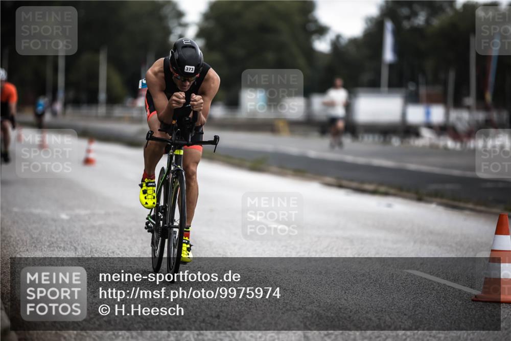 16.08.2026 - KN Förde Triathlon 2026 H.Heesch http://msf.ph/oto/9975974 16.08.2026 11:14:04 Radfahren 337, 373, 381, 401, 402, 409 meine-sportfotos.de