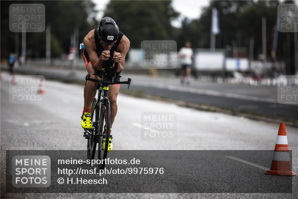 16.08.2026 - KN Förde Triathlon 2026 H.Heesch http://msf.ph/oto/9975976 16.08.2026 11:14:04 Radfahren 337, 373, 381, 401, 402, 409 meine-sportfotos.de