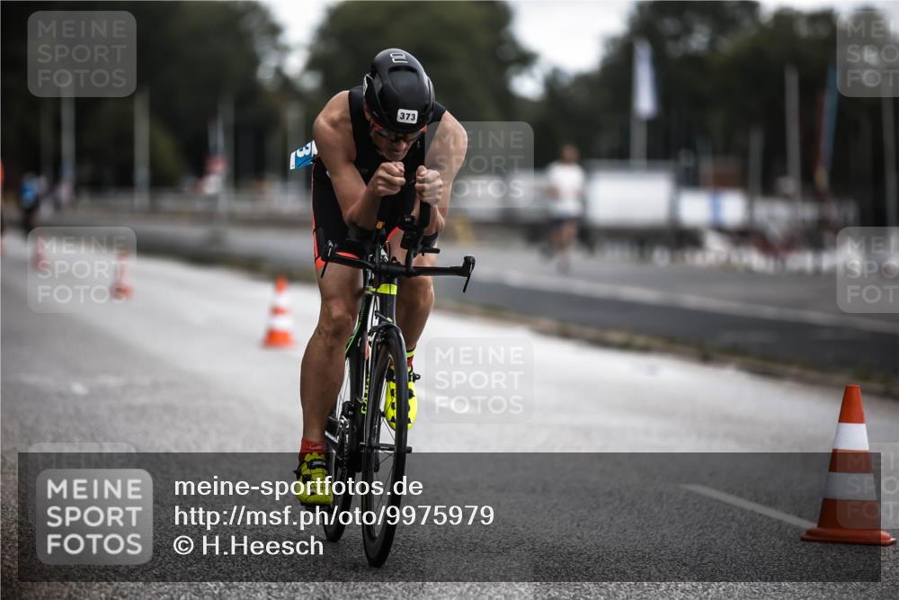 16.08.2026 - KN Förde Triathlon 2026 H.Heesch http://msf.ph/oto/9975979 16.08.2026 11:14:04 Radfahren 337, 373, 381, 401, 402, 409 meine-sportfotos.de
