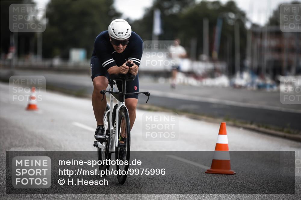 16.08.2026 - KN Förde Triathlon 2026 H.Heesch http://msf.ph/oto/9975996 16.08.2026 11:14:08 Radfahren 337, 401 meine-sportfotos.de