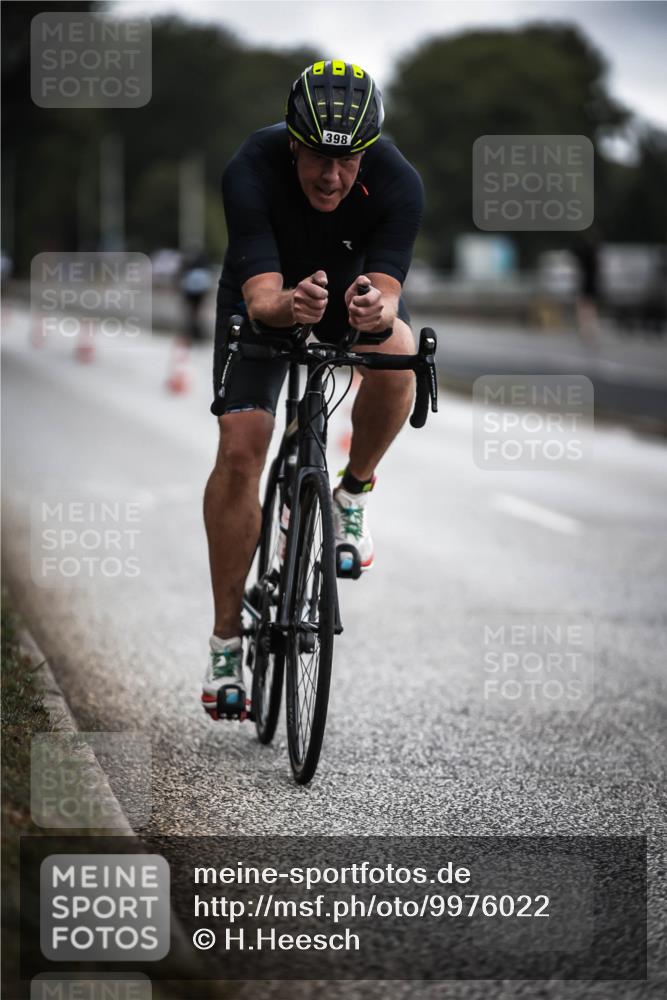 16.08.2026 - KN Förde Triathlon 2026 H.Heesch http://msf.ph/oto/9976022 16.08.2026 11:14:34 Radfahren 398, 432 meine-sportfotos.de