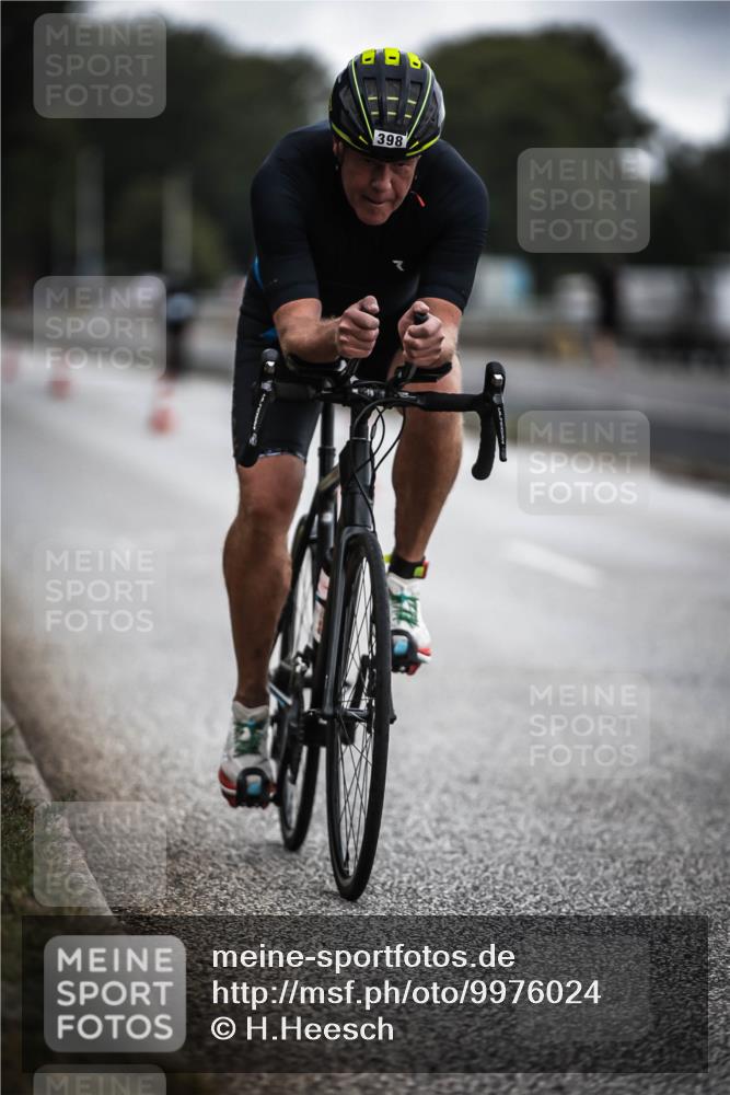 16.08.2026 - KN Förde Triathlon 2026 H.Heesch http://msf.ph/oto/9976024 16.08.2026 11:14:34 Radfahren 398, 432 meine-sportfotos.de