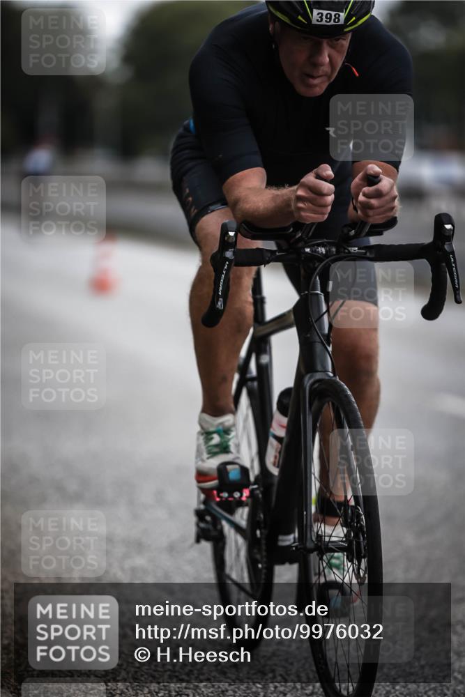 16.08.2026 - KN Förde Triathlon 2026 H.Heesch http://msf.ph/oto/9976032 16.08.2026 11:14:34 Radfahren 398, 432 meine-sportfotos.de