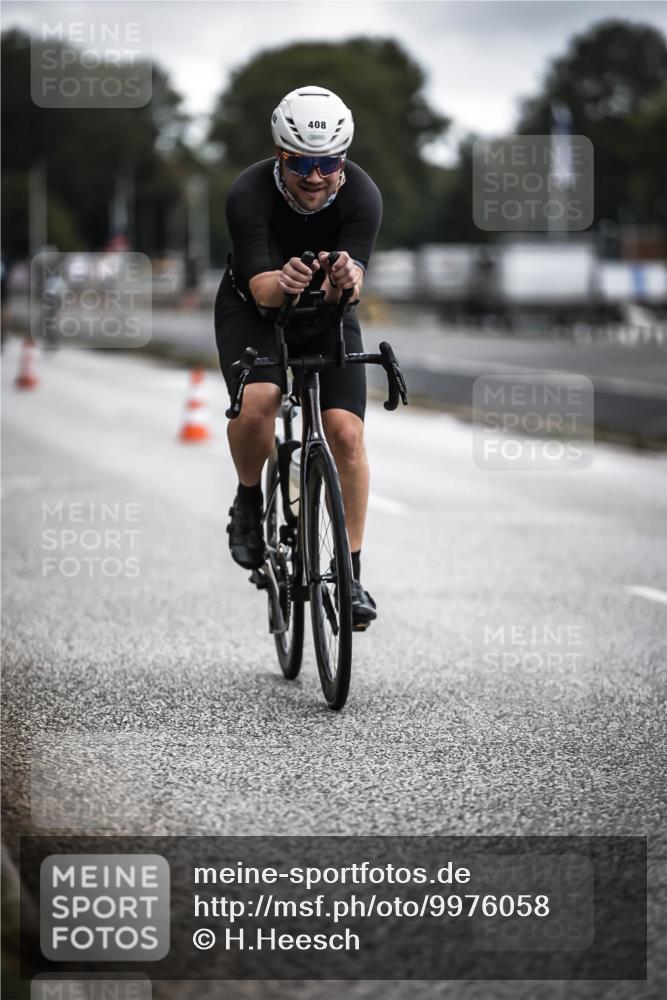 16.08.2026 - KN Förde Triathlon 2026 H.Heesch http://msf.ph/oto/9976058 16.08.2026 11:14:52 Radfahren 396, 408, 803 meine-sportfotos.de
