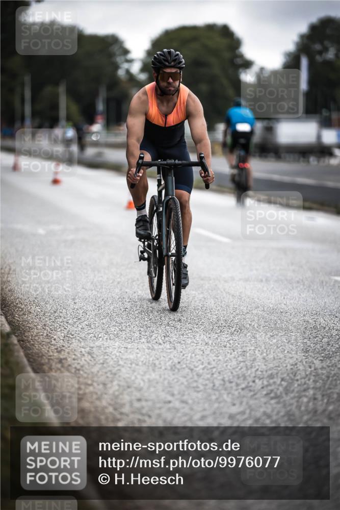 16.08.2026 - KN Förde Triathlon 2026 H.Heesch http://msf.ph/oto/9976077 16.08.2026 11:15:05 Radfahren 322, 334, 358 meine-sportfotos.de