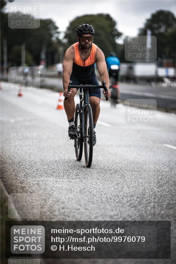 16.08.2026 - KN Förde Triathlon 2026 H.Heesch http://msf.ph/oto/9976079 16.08.2026 11:15:05 Radfahren 322, 334, 358 meine-sportfotos.de