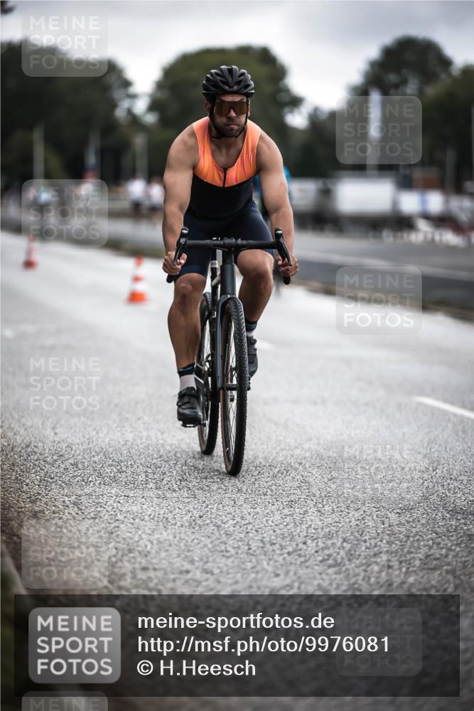 16.08.2026 - KN Förde Triathlon 2026 H.Heesch http://msf.ph/oto/9976081 16.08.2026 11:15:05 Radfahren 322, 334, 358 meine-sportfotos.de