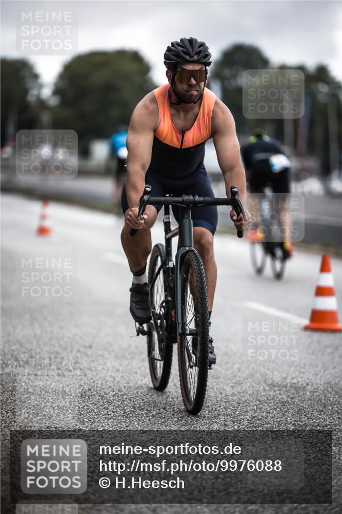 16.08.2026 - KN Förde Triathlon 2026 H.Heesch http://msf.ph/oto/9976088 16.08.2026 11:15:05 Radfahren 322, 334, 358 meine-sportfotos.de