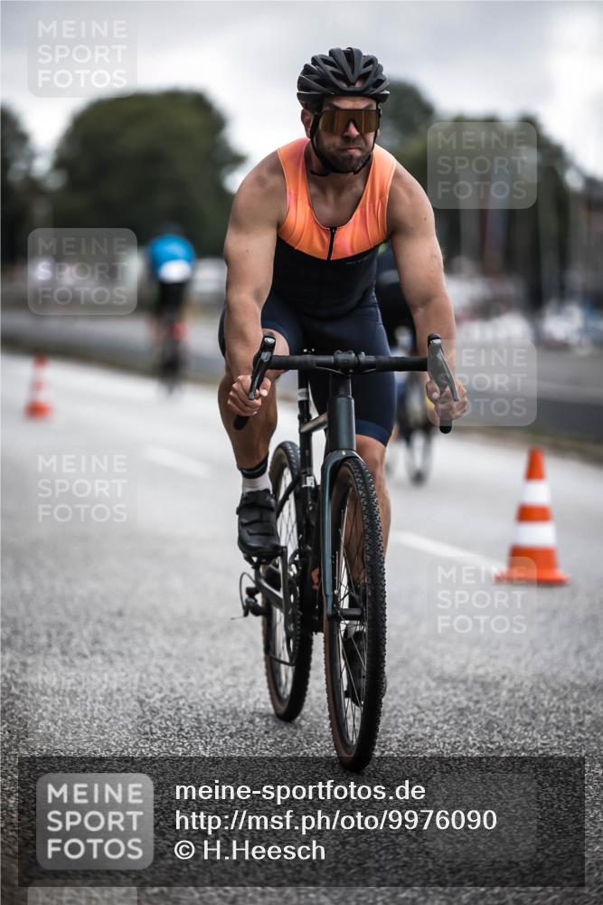 16.08.2026 - KN Förde Triathlon 2026 H.Heesch http://msf.ph/oto/9976090 16.08.2026 11:15:05 Radfahren 322, 334, 358 meine-sportfotos.de