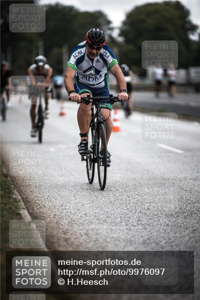 16.08.2026 - KN Förde Triathlon 2026 H.Heesch http://msf.ph/oto/9976097 16.08.2026 11:15:17 Radfahren 341, 355, 359, 374, 378, 407, 804 meine-sportfotos.de