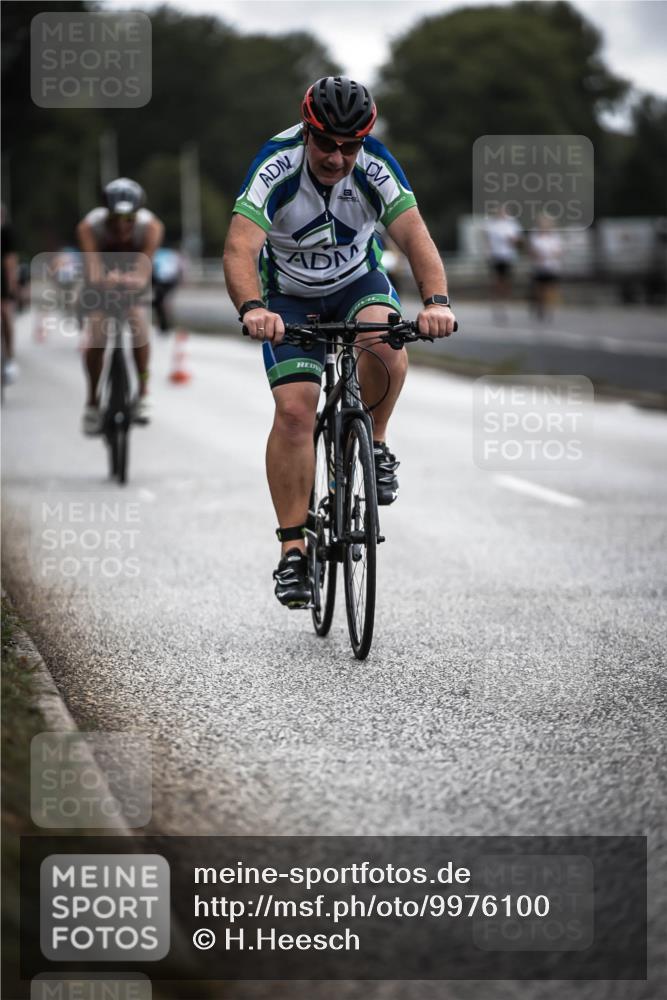 16.08.2026 - KN Förde Triathlon 2026 H.Heesch http://msf.ph/oto/9976100 16.08.2026 11:15:17 Radfahren 341, 355, 359, 374, 378, 407, 804 meine-sportfotos.de