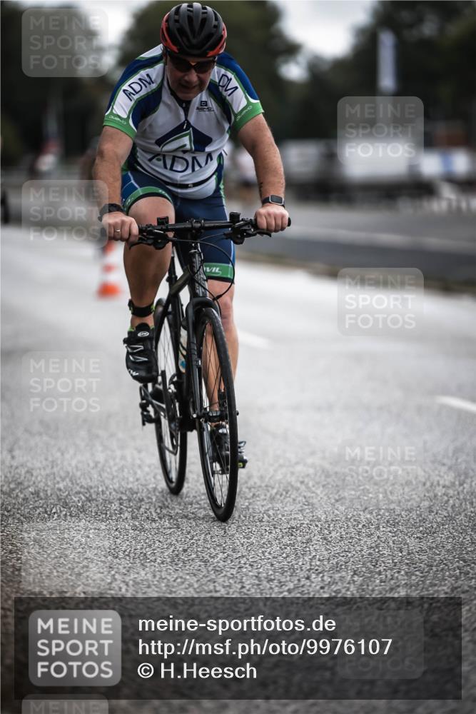 16.08.2026 - KN Förde Triathlon 2026 H.Heesch http://msf.ph/oto/9976107 16.08.2026 11:15:17 Radfahren 341, 355, 359, 374, 378, 407, 804 meine-sportfotos.de