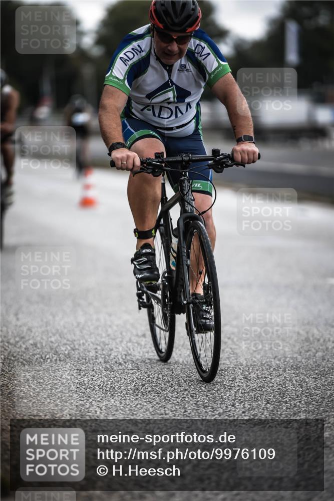 16.08.2026 - KN Förde Triathlon 2026 H.Heesch http://msf.ph/oto/9976109 16.08.2026 11:15:17 Radfahren 341, 355, 359, 374, 378, 407, 804 meine-sportfotos.de