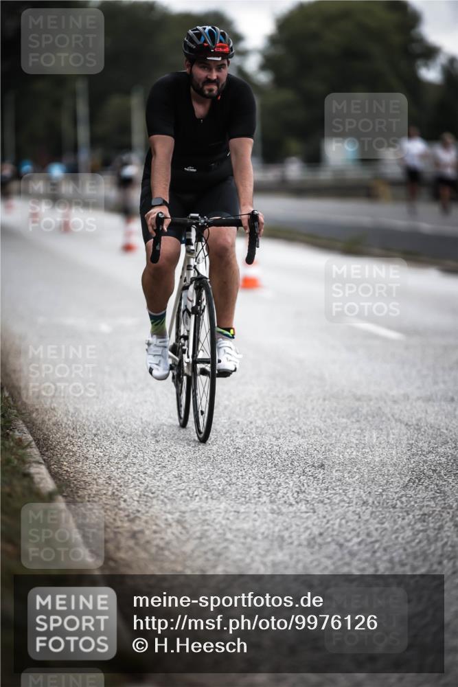 16.08.2026 - KN Förde Triathlon 2026 H.Heesch http://msf.ph/oto/9976126 16.08.2026 11:15:21 Radfahren 341, 355, 359, 367, 374, 378, 407, 802 meine-sportfotos.de