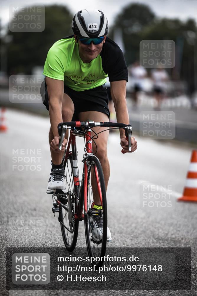 16.08.2026 - KN Förde Triathlon 2026 H.Heesch http://msf.ph/oto/9976148 16.08.2026 11:15:30 Radfahren 412 meine-sportfotos.de