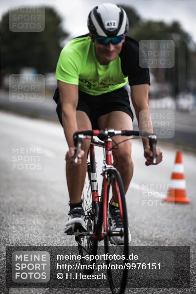 16.08.2026 - KN Förde Triathlon 2026 H.Heesch http://msf.ph/oto/9976151 16.08.2026 11:15:30 Radfahren 412 meine-sportfotos.de