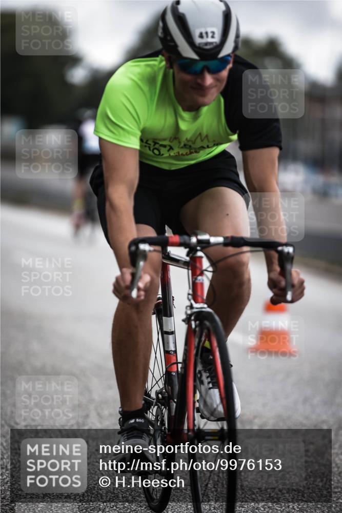16.08.2026 - KN Förde Triathlon 2026 H.Heesch http://msf.ph/oto/9976153 16.08.2026 11:15:30 Radfahren 412 meine-sportfotos.de