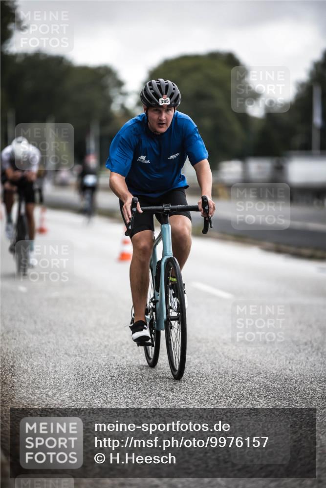 16.08.2026 - KN Förde Triathlon 2026 H.Heesch http://msf.ph/oto/9976157 16.08.2026 11:15:54 Radfahren 330, 331, 385 meine-sportfotos.de