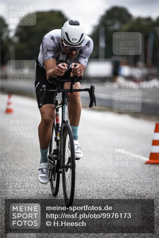 16.08.2026 - KN Förde Triathlon 2026 H.Heesch http://msf.ph/oto/9976173 16.08.2026 11:15:56 Radfahren 331, 385, 421 meine-sportfotos.de