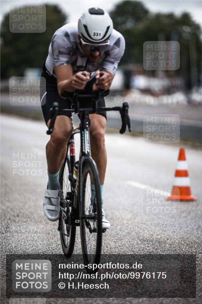 16.08.2026 - KN Förde Triathlon 2026 H.Heesch http://msf.ph/oto/9976175 16.08.2026 11:15:56 Radfahren 331, 385, 421 meine-sportfotos.de