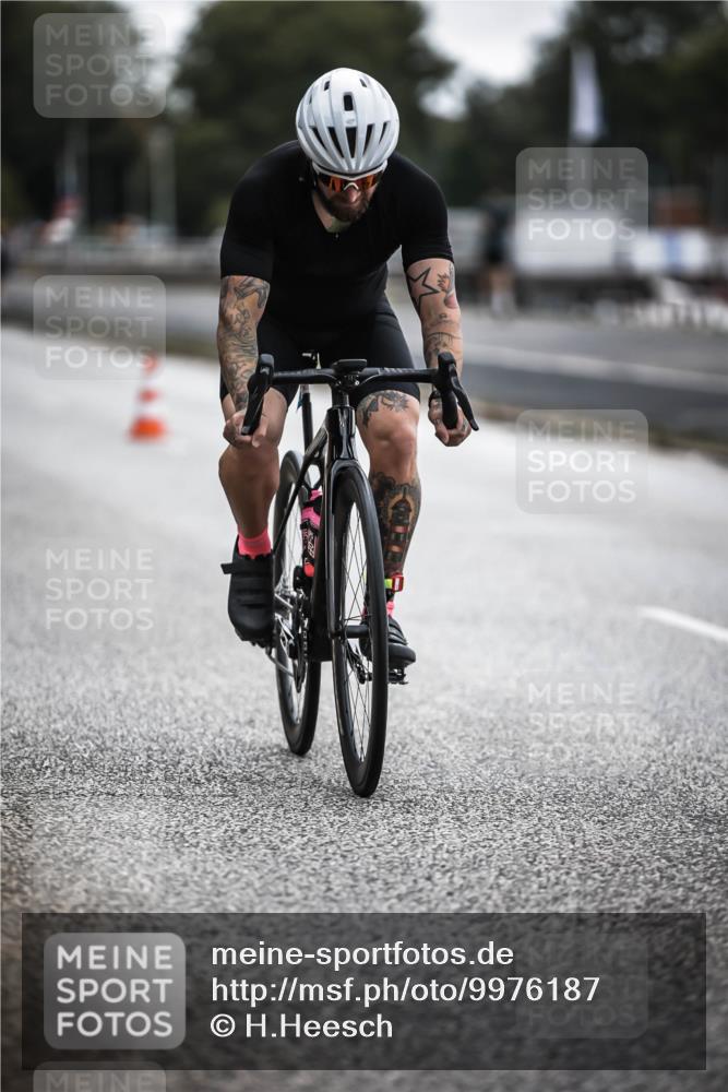 16.08.2026 - KN Förde Triathlon 2026 H.Heesch http://msf.ph/oto/9976187 16.08.2026 11:16:01 Radfahren 421 meine-sportfotos.de