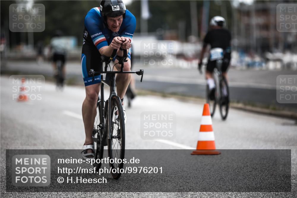 16.08.2026 - KN Förde Triathlon 2026 H.Heesch http://msf.ph/oto/9976201 16.08.2026 11:16:17 Radfahren 307, 339, 384 meine-sportfotos.de
