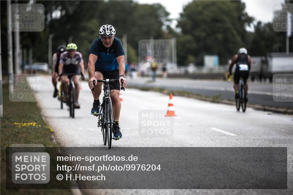 16.08.2026 - KN Förde Triathlon 2026 H.Heesch http://msf.ph/oto/9976204 16.08.2026 11:16:25 Radfahren 351, 360, 406, 413, 428, 801 meine-sportfotos.de