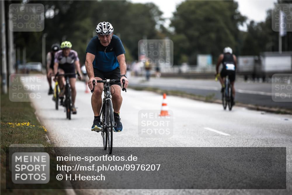 16.08.2026 - KN Förde Triathlon 2026 H.Heesch http://msf.ph/oto/9976207 16.08.2026 11:16:25 Radfahren 351, 360, 406, 413, 428, 801 meine-sportfotos.de