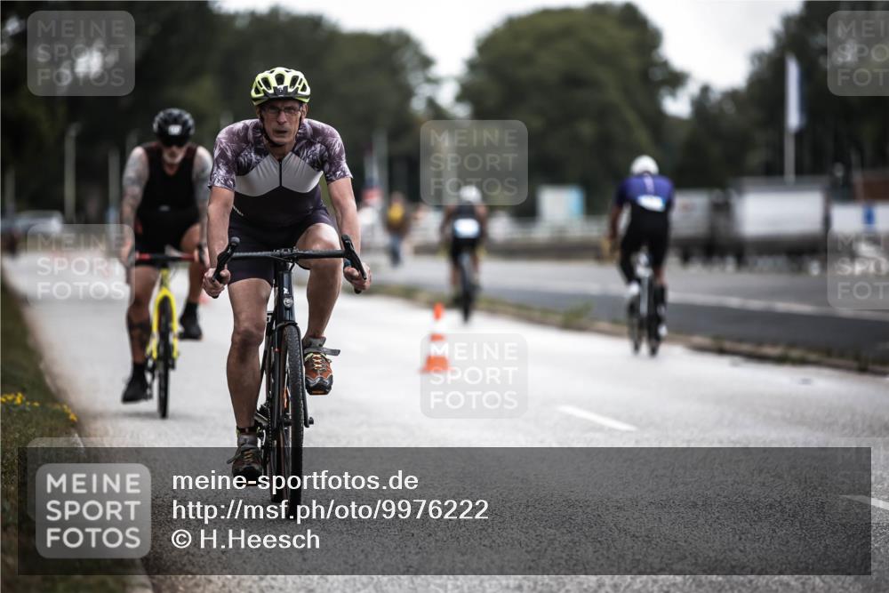 16.08.2026 - KN Förde Triathlon 2026 H.Heesch http://msf.ph/oto/9976222 16.08.2026 11:16:27 Radfahren 360, 406, 413, 801 meine-sportfotos.de