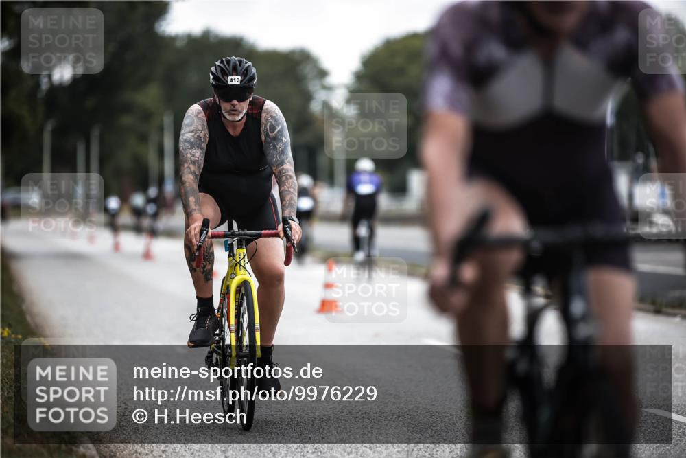 16.08.2026 - KN Förde Triathlon 2026 H.Heesch http://msf.ph/oto/9976229 16.08.2026 11:16:28 Radfahren 354, 360, 406, 413, 801 meine-sportfotos.de