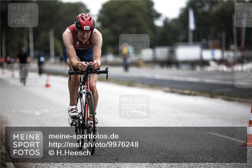 16.08.2026 - KN Förde Triathlon 2026 H.Heesch http://msf.ph/oto/9976248 16.08.2026 11:16:50 Radfahren 343 meine-sportfotos.de