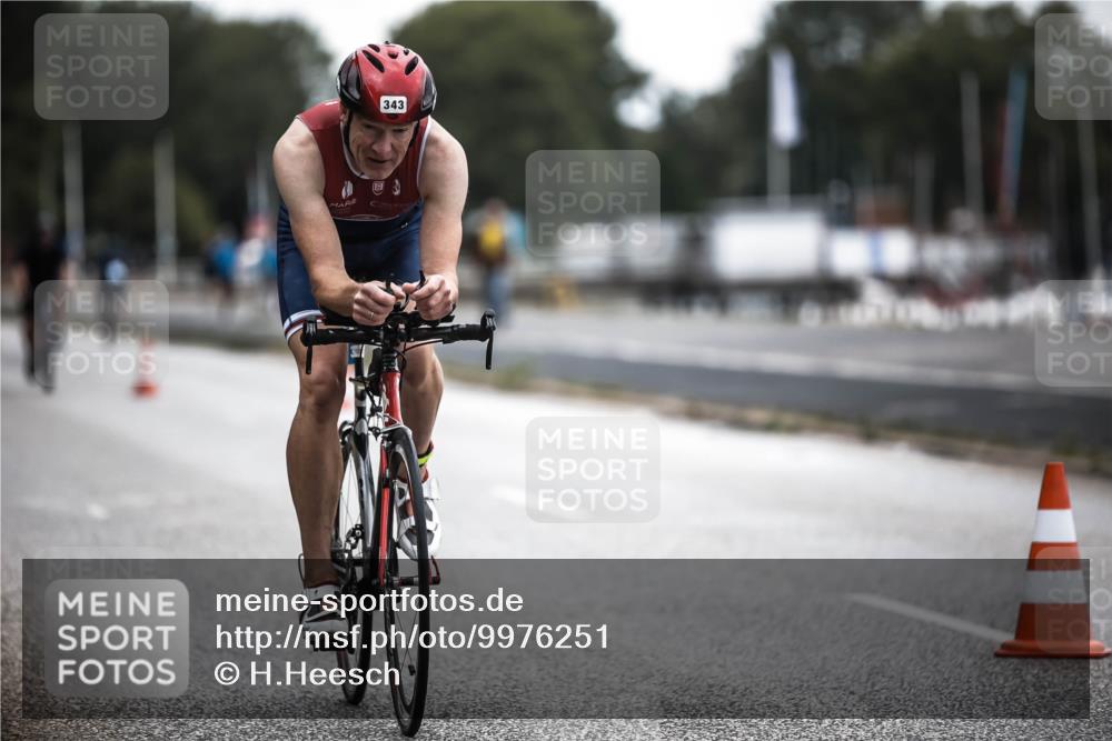 16.08.2026 - KN Förde Triathlon 2026 H.Heesch http://msf.ph/oto/9976251 16.08.2026 11:16:51 Radfahren 343, 437 meine-sportfotos.de