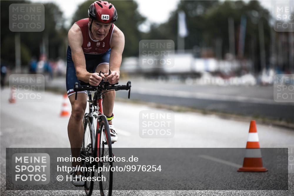 16.08.2026 - KN Förde Triathlon 2026 H.Heesch http://msf.ph/oto/9976254 16.08.2026 11:16:51 Radfahren 343, 437 meine-sportfotos.de