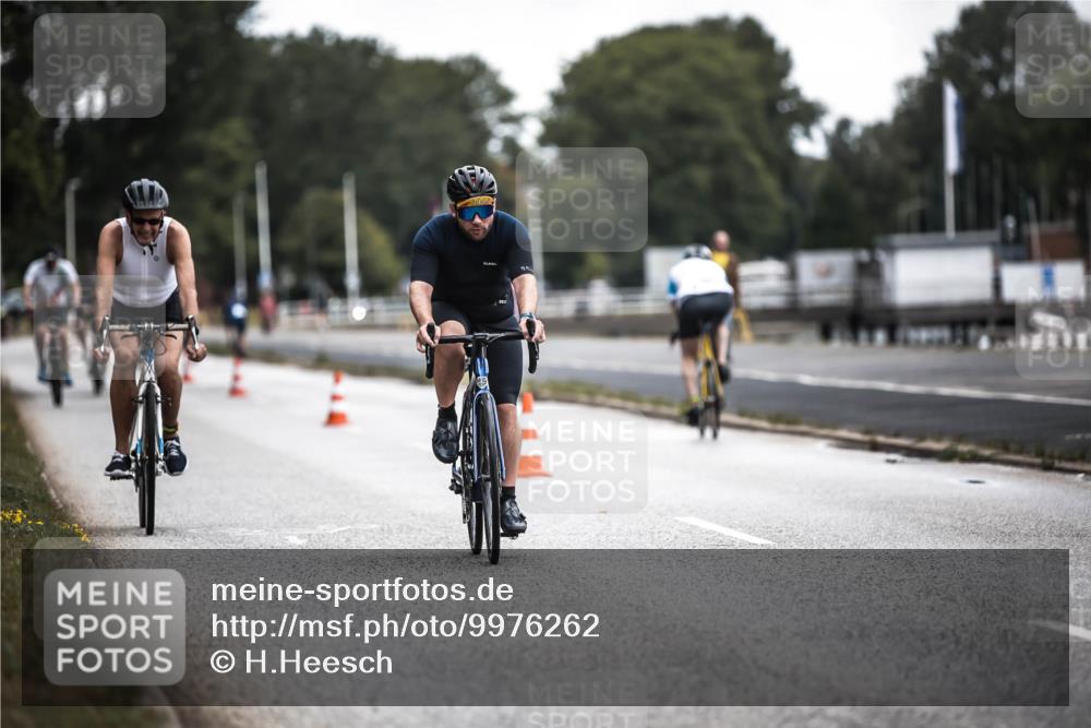 16.08.2026 - KN Förde Triathlon 2026 H.Heesch http://msf.ph/oto/9976262 16.08.2026 11:16:54 Radfahren 343, 346, 402, 437 meine-sportfotos.de