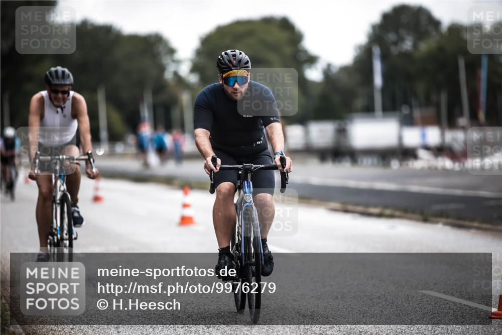 16.08.2026 - KN Förde Triathlon 2026 H.Heesch http://msf.ph/oto/9976279 16.08.2026 11:16:55 Radfahren 346, 350, 402, 437 meine-sportfotos.de