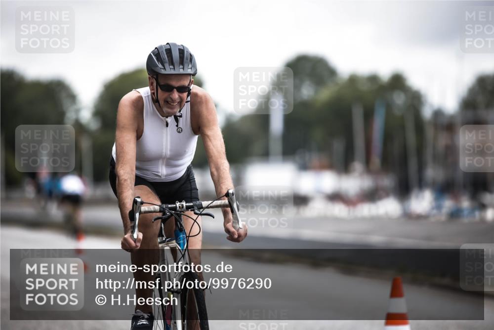 16.08.2026 - KN Förde Triathlon 2026 H.Heesch http://msf.ph/oto/9976290 16.08.2026 11:16:56 Radfahren 328, 346, 350, 402, 437 meine-sportfotos.de
