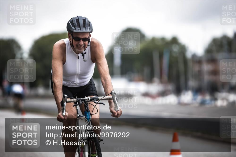 16.08.2026 - KN Förde Triathlon 2026 H.Heesch http://msf.ph/oto/9976292 16.08.2026 11:16:56 Radfahren 328, 346, 350, 402, 437 meine-sportfotos.de