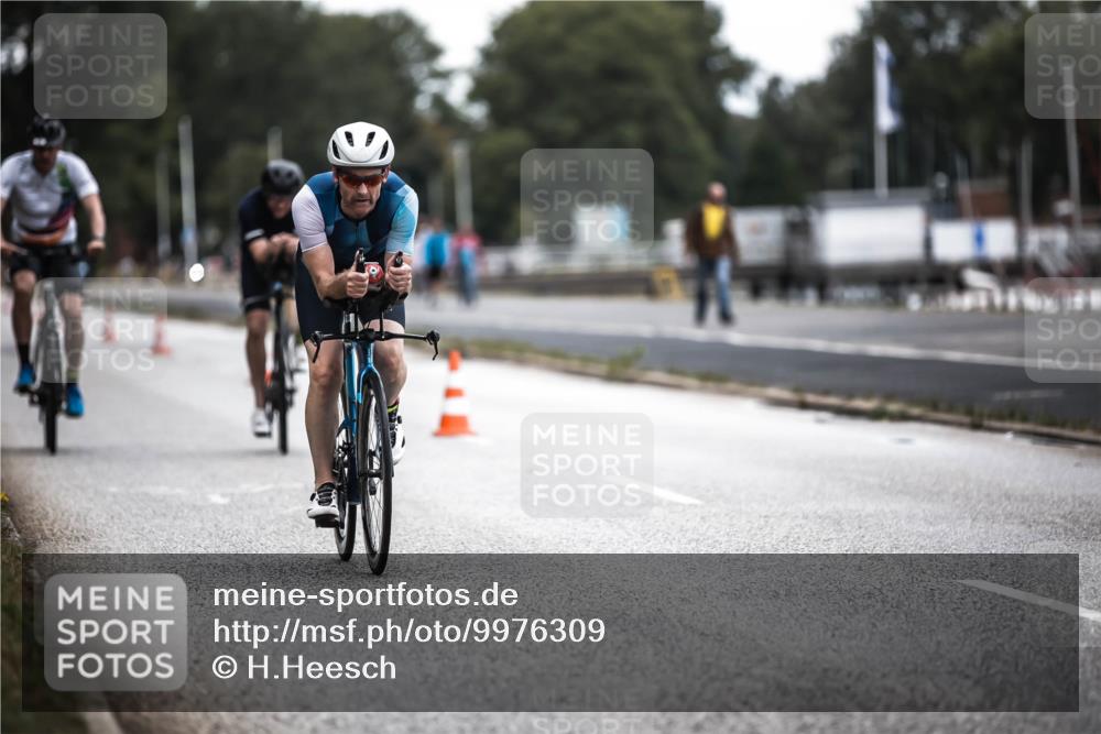 16.08.2026 - KN Förde Triathlon 2026 H.Heesch http://msf.ph/oto/9976309 16.08.2026 11:16:59 Radfahren 319, 328, 346, 350, 381, 402, 437 meine-sportfotos.de