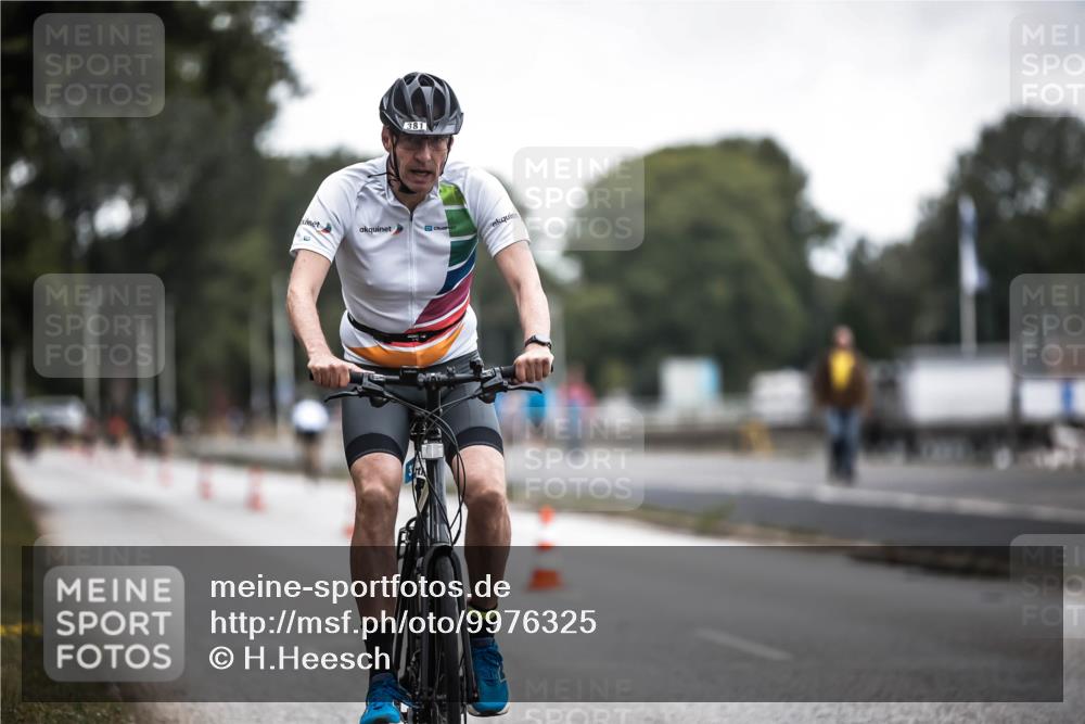 16.08.2026 - KN Förde Triathlon 2026 H.Heesch http://msf.ph/oto/9976325 16.08.2026 11:17:01 Radfahren 319, 328, 350, 381 meine-sportfotos.de