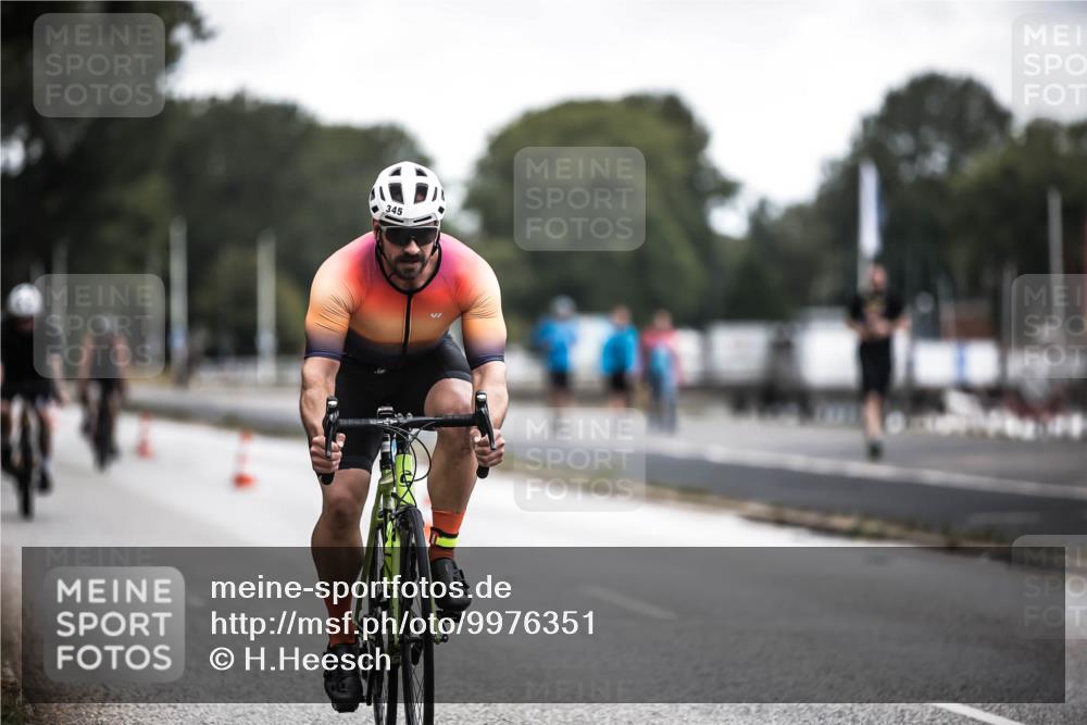 16.08.2026 - KN Förde Triathlon 2026 H.Heesch http://msf.ph/oto/9976351 16.08.2026 11:17:26 Radfahren 322, 345, 349, 371, 432, 804 meine-sportfotos.de